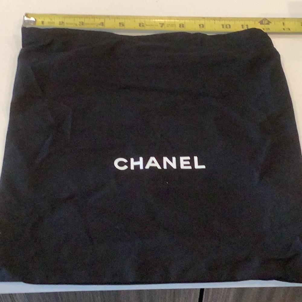 LOUIS VUITTON & CHANEL DUST BAGS - Picture 11 of 12